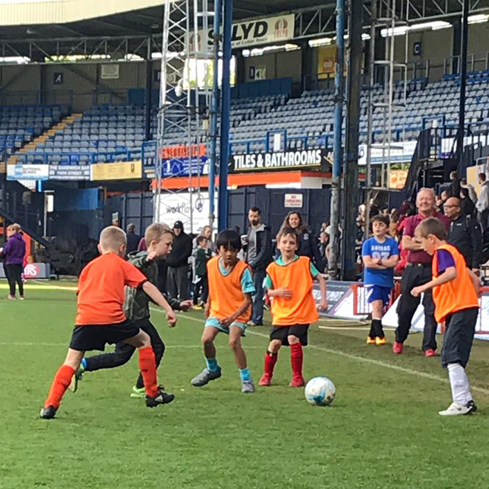 Scouts take over Kenilworth Road